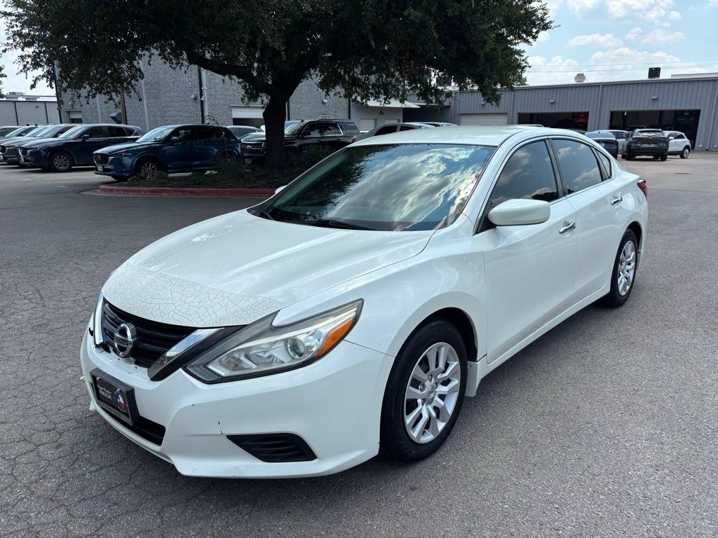 2016 Nissan Altima 2.5 S — Sedan — 141,714 mi — Austin, TX
