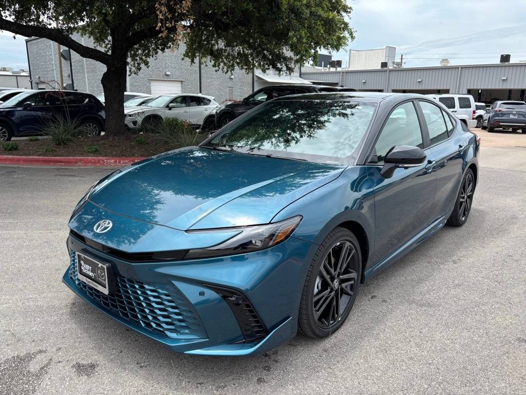 2025 Toyota Camry LE — Sedan — 9 mi — Austin, TX