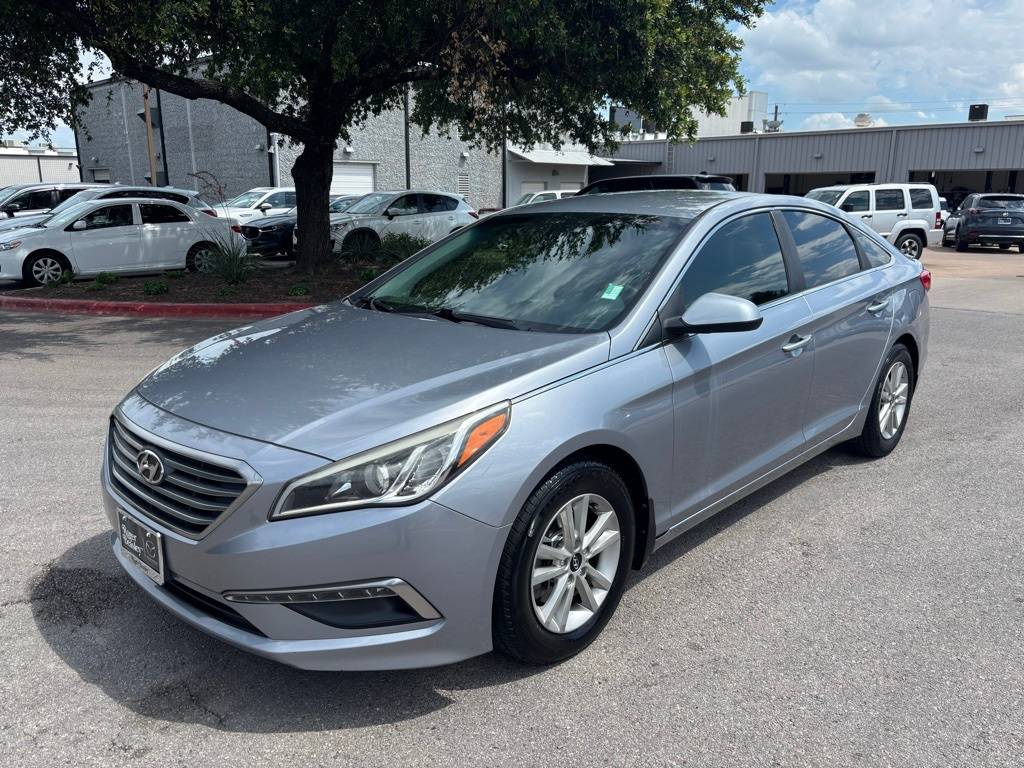 2015 Hyundai Sonata SE — Sedan — 85,526 mi — Austin, TX