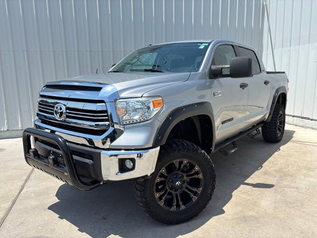 2017 Toyota Tundra SR5 — Pickup Truck — 77,449 mi — Austin, TX