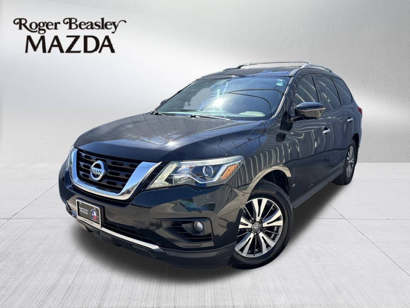 2017 Nissan Pathfinder SL — SUV — 135,618 mi — Austin, TX