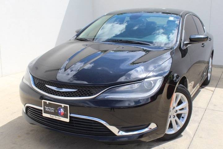 2016 Chrysler 200 Limited — Sedan — 111,810 mi — Georgetown, TX