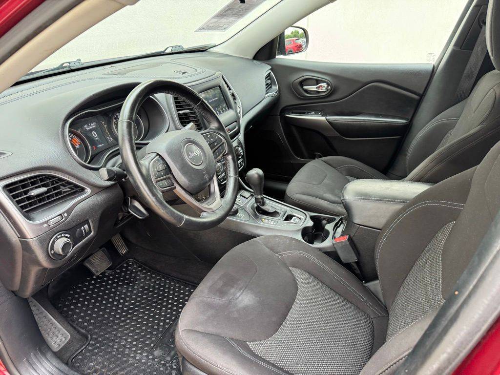 Photo 11