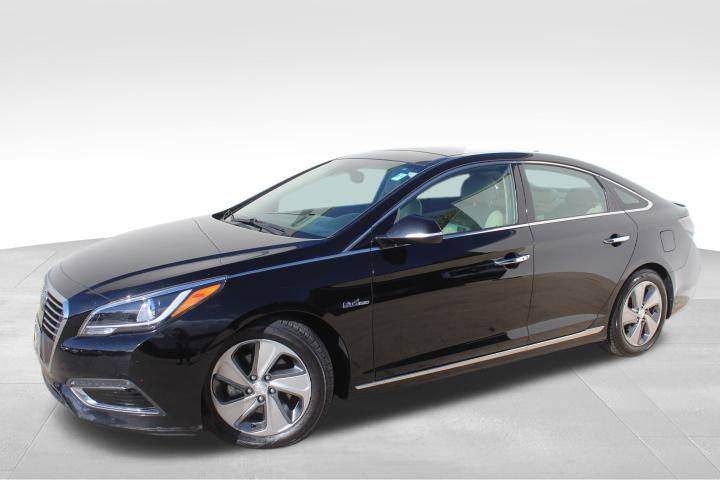 2016 Hyundai Sonata Hybrid Limited — Sedan — 101,634 mi — Georgetown, TX