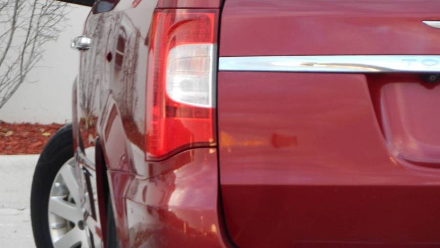 2012 Chrysler Town & Country Touring-L — Minivan — 78,940 mi — Melrose Park, IL