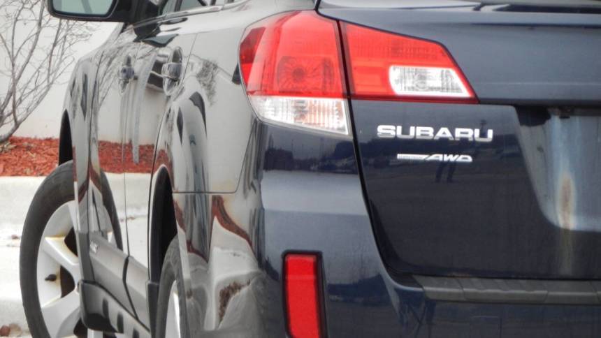 2013 Subaru Outback 2.5i Premium — SUV — 50,710 mi — Melrose Park, IL