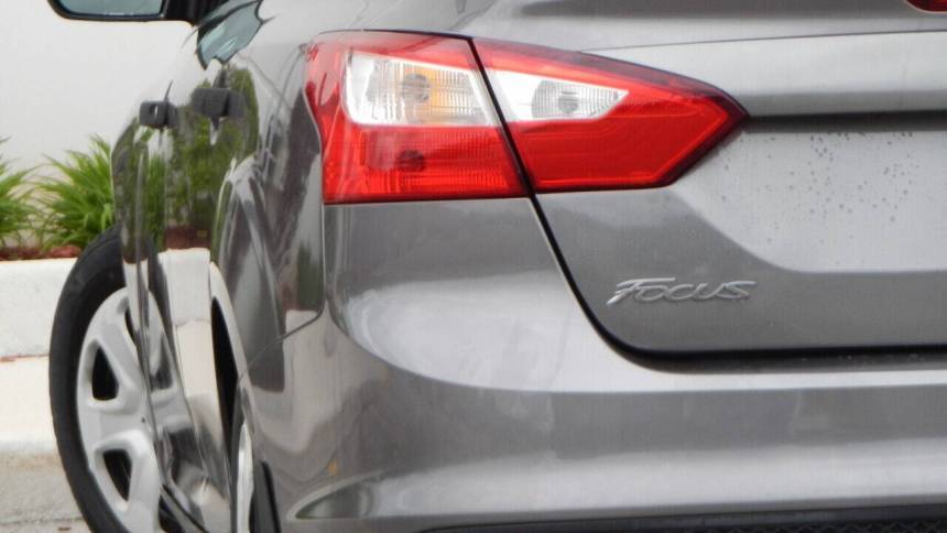 2014 Ford Focus S — Sedan — 70,755 mi — Melrose Park, IL