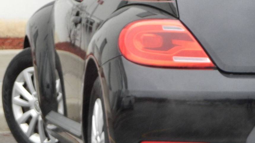 2012 Volkswagen Beetle Base — Hatchback — 64,961 mi — Melrose Park, IL