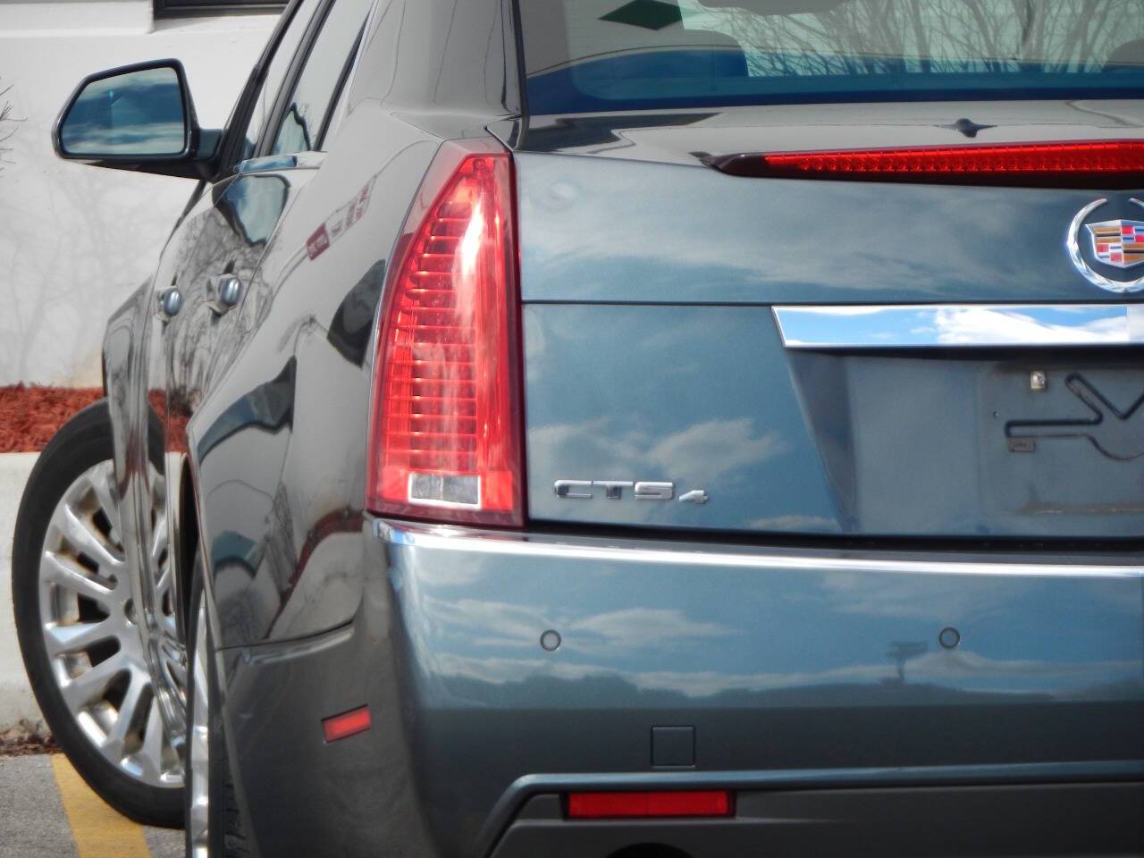2010 Cadillac CTS Premium — Sedan — 63,999 mi — Melrose Park, IL