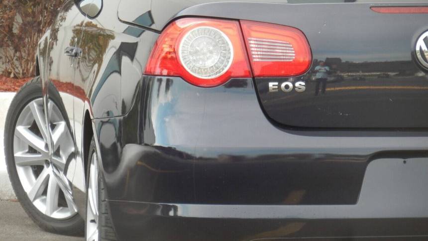 2007 Volkswagen Eos 2.0T — Convertible — 64,274 mi — Melrose Park, IL