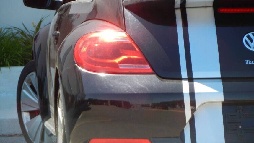 2013 Volkswagen Beetle Turbo — Hatchback — 73,926 mi — Melrose Park, IL