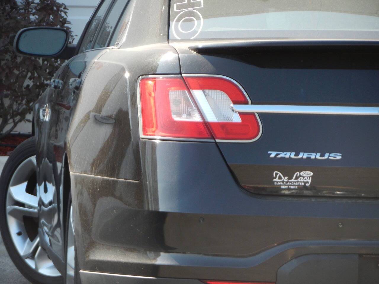 2010 Ford Taurus SHO — Sedan — 69,269 mi — Melrose Park, IL