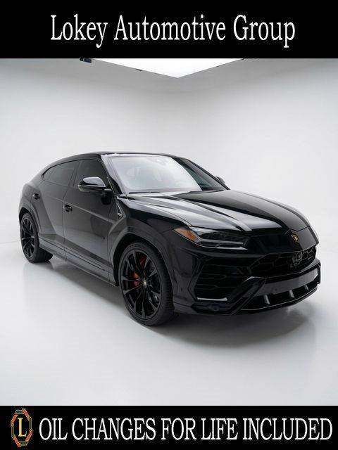2021 Lamborghini Urus Standard
