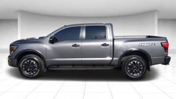 used nissan titan