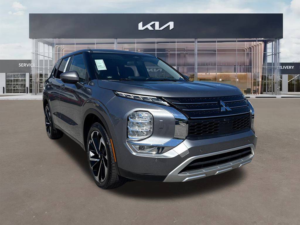 2024 Mitsubishi Outlander SE — SUV — 32,980 mi — Macon, GA