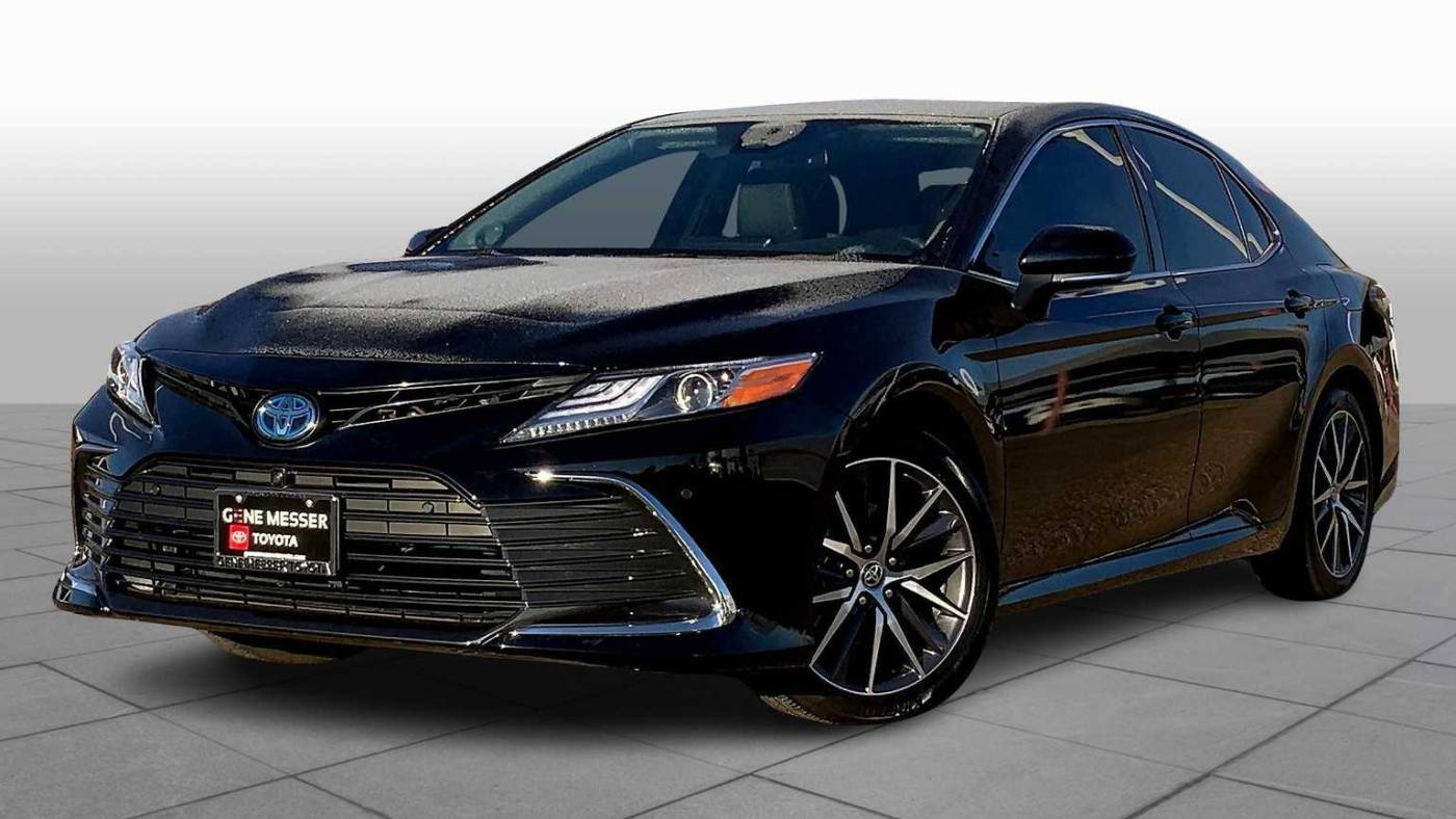 2024 Toyota Camry Hybrid XLE — Sedan — 14,649 mi — Lubbock, TX