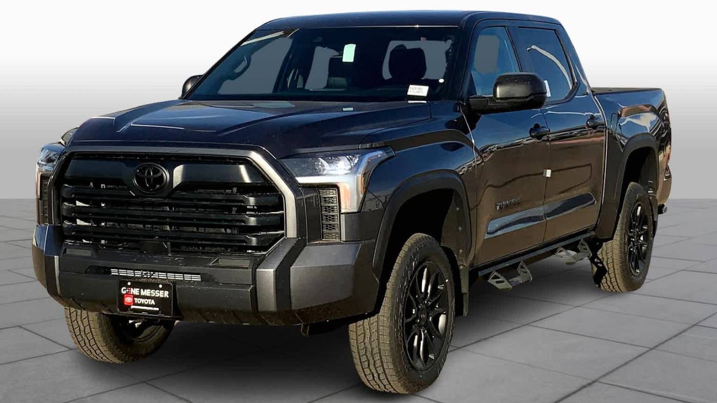 2025 Toyota Tundra SR5 — Pickup Truck — 3,218 mi — Lubbock, TX