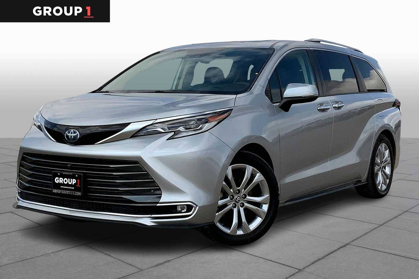 2022 Toyota Sienna Platinum — Minivan — 64,435 mi — Lubbock, TX