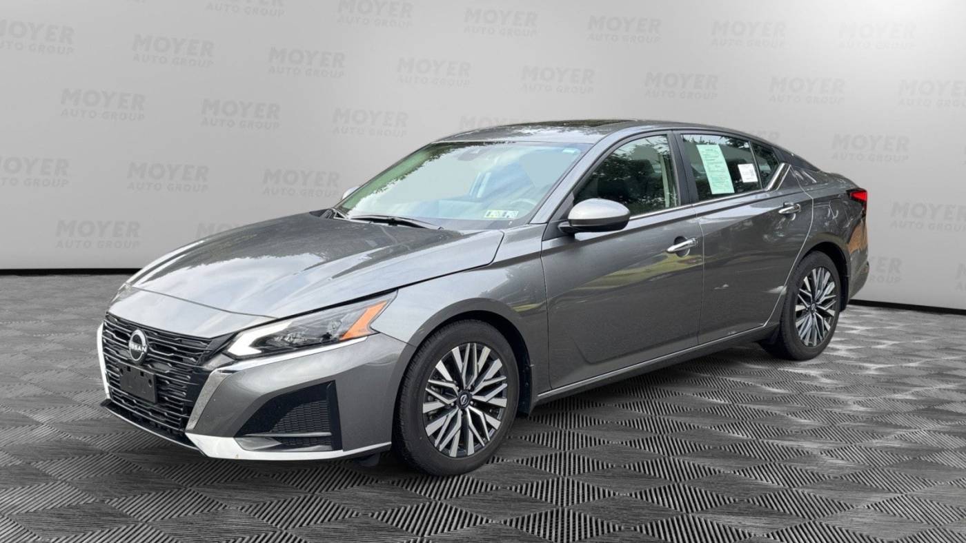 2023 Nissan Altima SV — Sedan — 5,258 mi — Wernersville, PA
