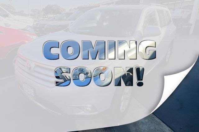 2011 Toyota Highlander Highlander V6 — SUV — 145,101 mi — San Diego, CA