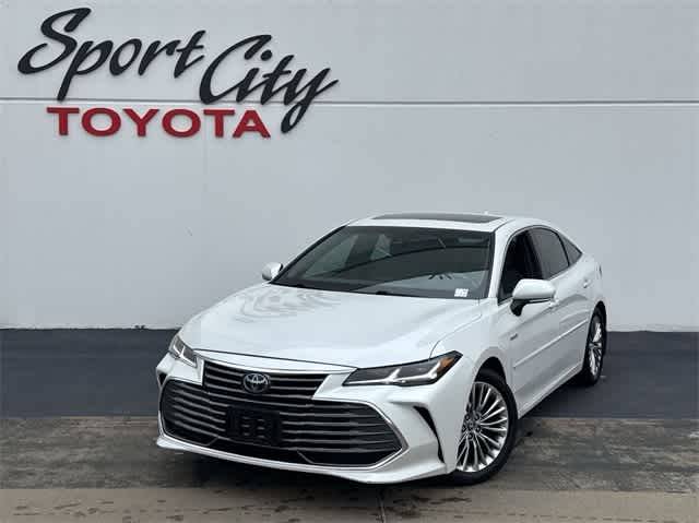 2019 Toyota Avalon Hybrid Limited — Sedan — 68,875 mi — Dallas, TX