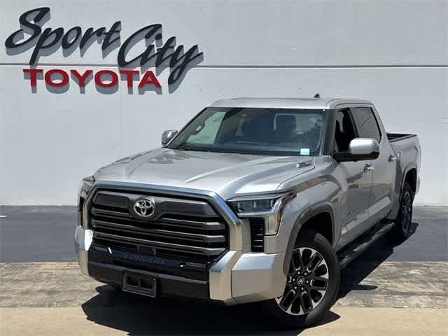 2025 Toyota Tundra Hybrid Limited — Pickup Truck — 2,728 mi — Dallas, TX