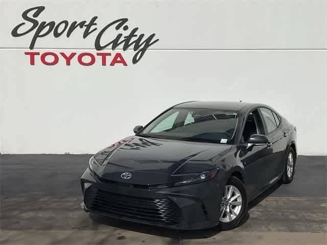 2025 Toyota Camry LE — Sedan — 15,842 mi — Dallas, TX