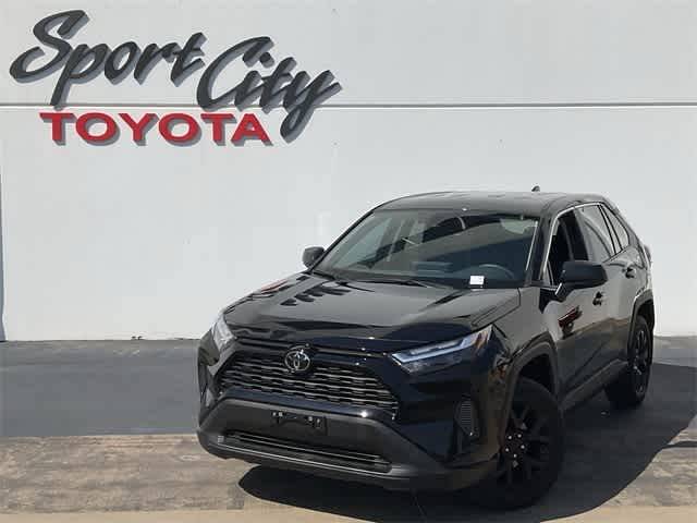 2024 Toyota RAV4 LE — SUV — 13,096 mi — Dallas, TX