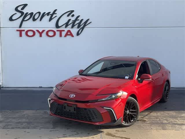 2025 Toyota Camry SE — Sedan — 2,088 mi — Dallas, TX