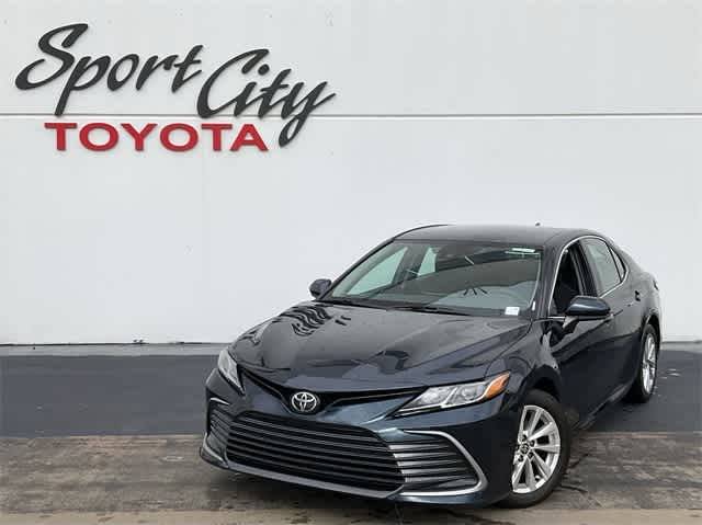 2021 Toyota Camry LE — Sedan — 70,296 mi — Dallas, TX