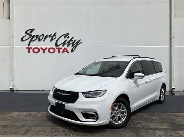 2022 Chrysler Pacifica Touring L — Minivan — 73,089 mi — Dallas, TX