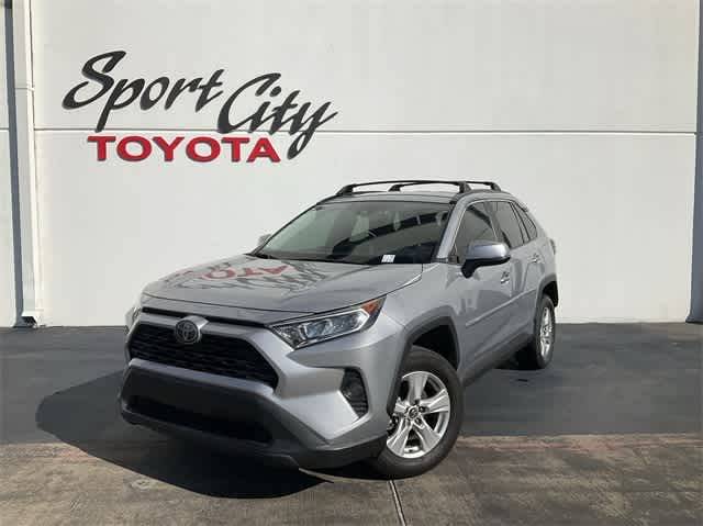 2020 Toyota RAV4 XLE — SUV — 111,873 mi — Dallas, TX