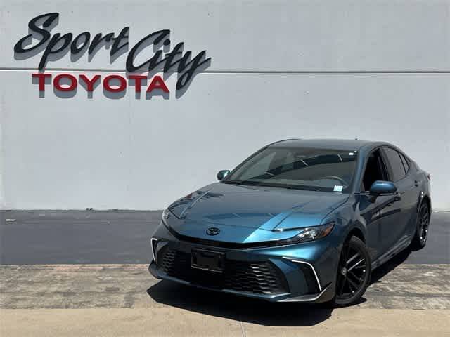 2025 Toyota Camry SE — Sedan — 2,775 mi — Dallas, TX