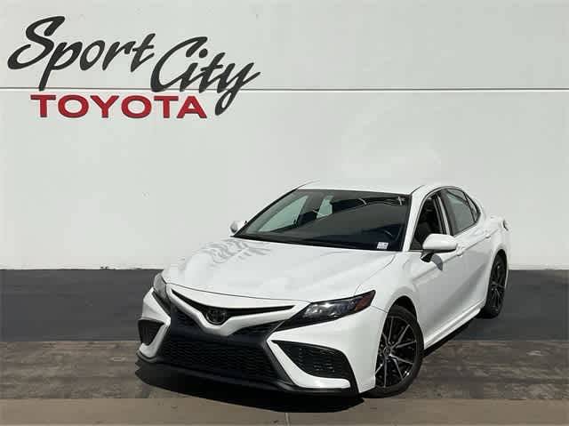 2022 Toyota Camry SE — Sedan — 100,924 mi — Dallas, TX