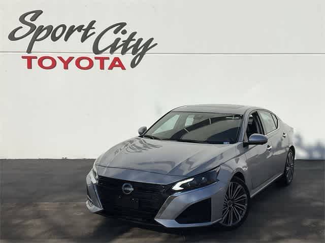 2023 Nissan Altima SL — Sedan — 48,526 mi — Dallas, TX