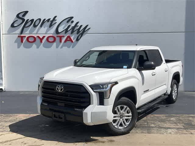 2025 Toyota Tundra SR5 — Pickup Truck — 2,290 mi — Dallas, TX