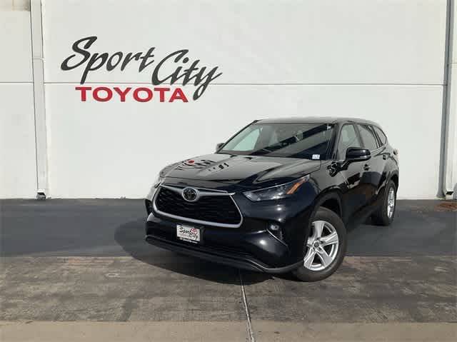 2024 Toyota Highlander LE — SUV — 10,836 mi — Dallas, TX