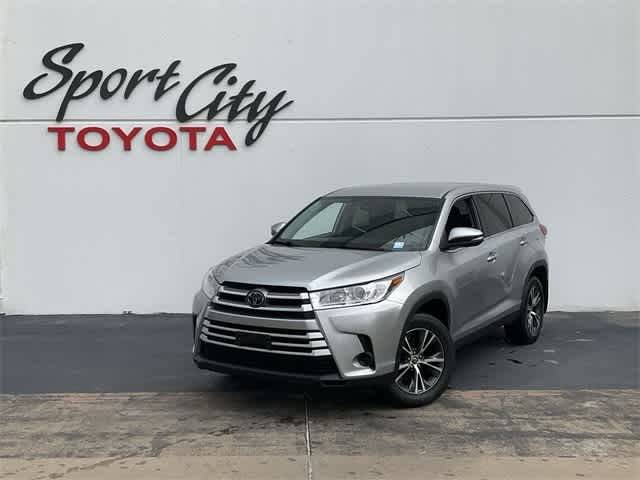 2019 Toyota Highlander LE V6 — SUV — 145,049 mi — Dallas, TX