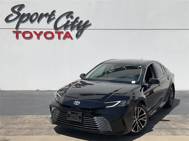 2025 Toyota Camry XLE — Sedan — 777 mi — Dallas, TX