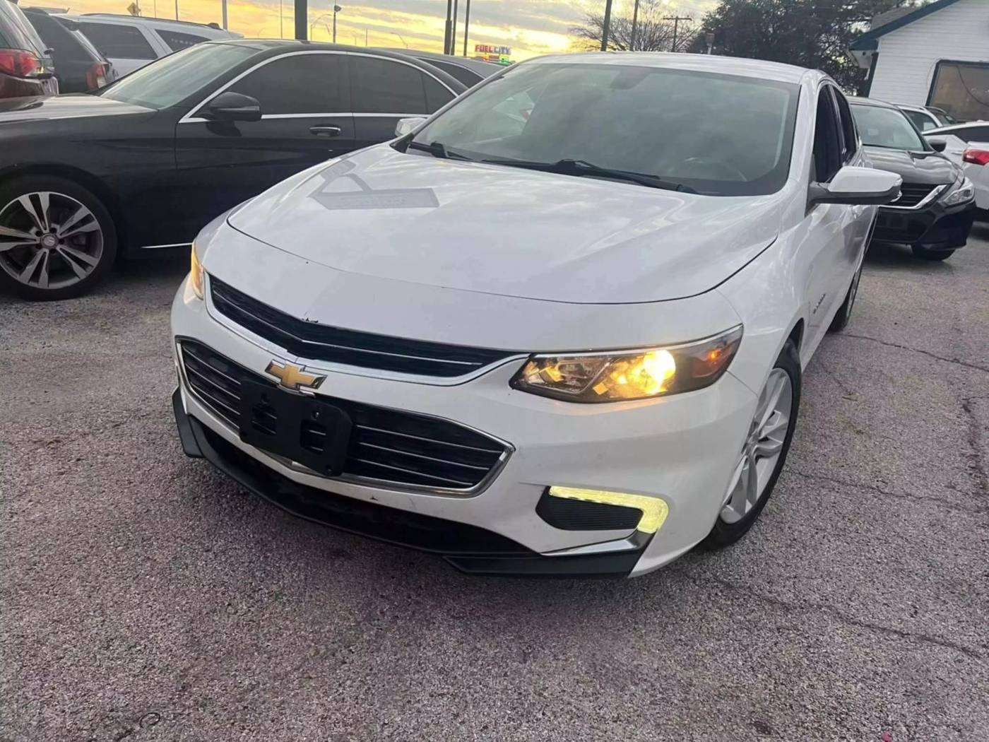 2018 Chevrolet Malibu LT — Sedan — 177,317 mi — Haltom City, TX