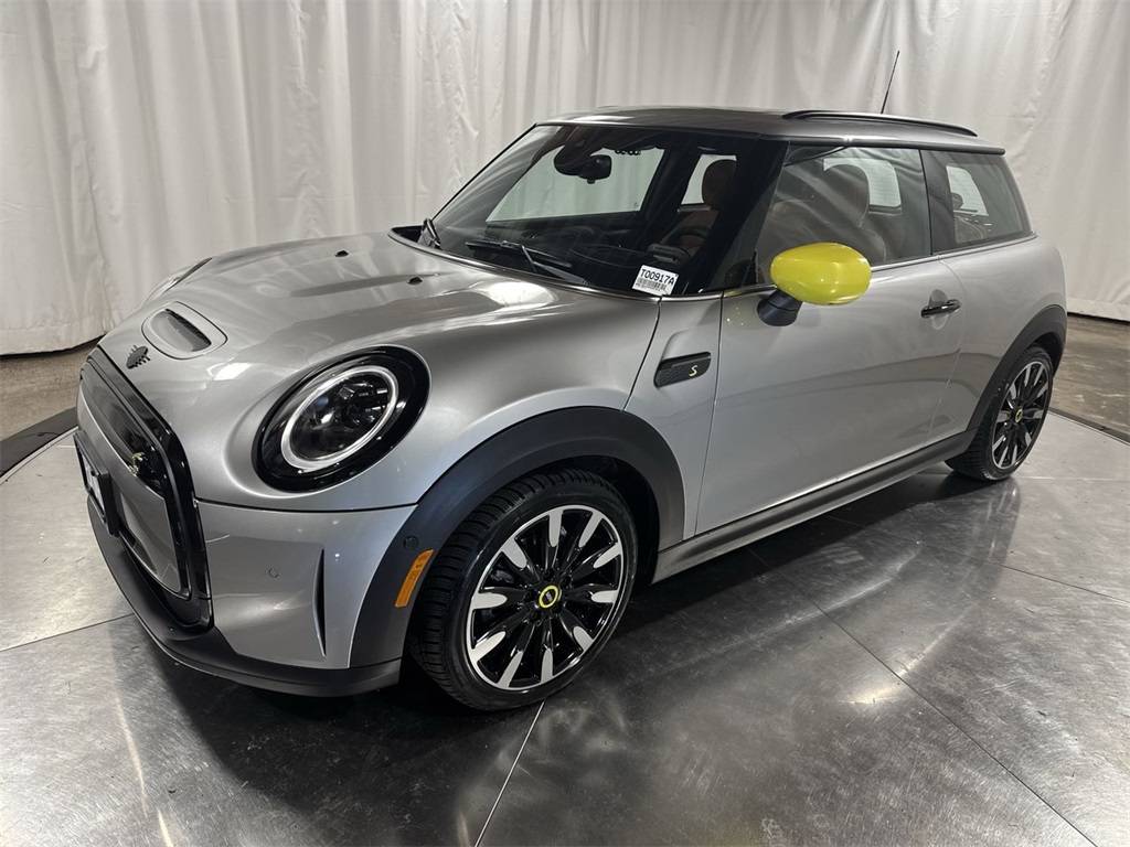 2024 MINI Electric Hardtop Cooper SE — Hatchback — 8,849 mi — Beaverton, OR