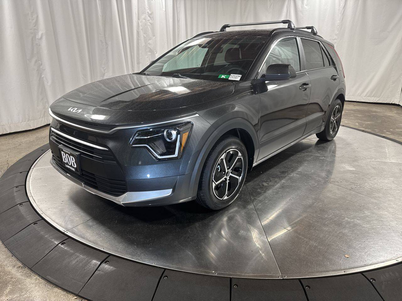 2024 Kia Niro Hybrid LX — SUV — 7,840 mi — Beaverton, OR