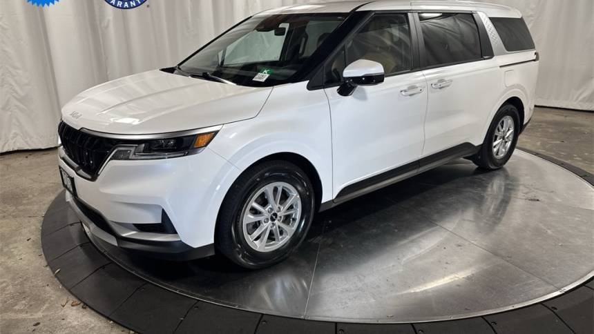 2024 Kia Carnival LXS — Minivan — 14,056 mi — Beaverton, OR