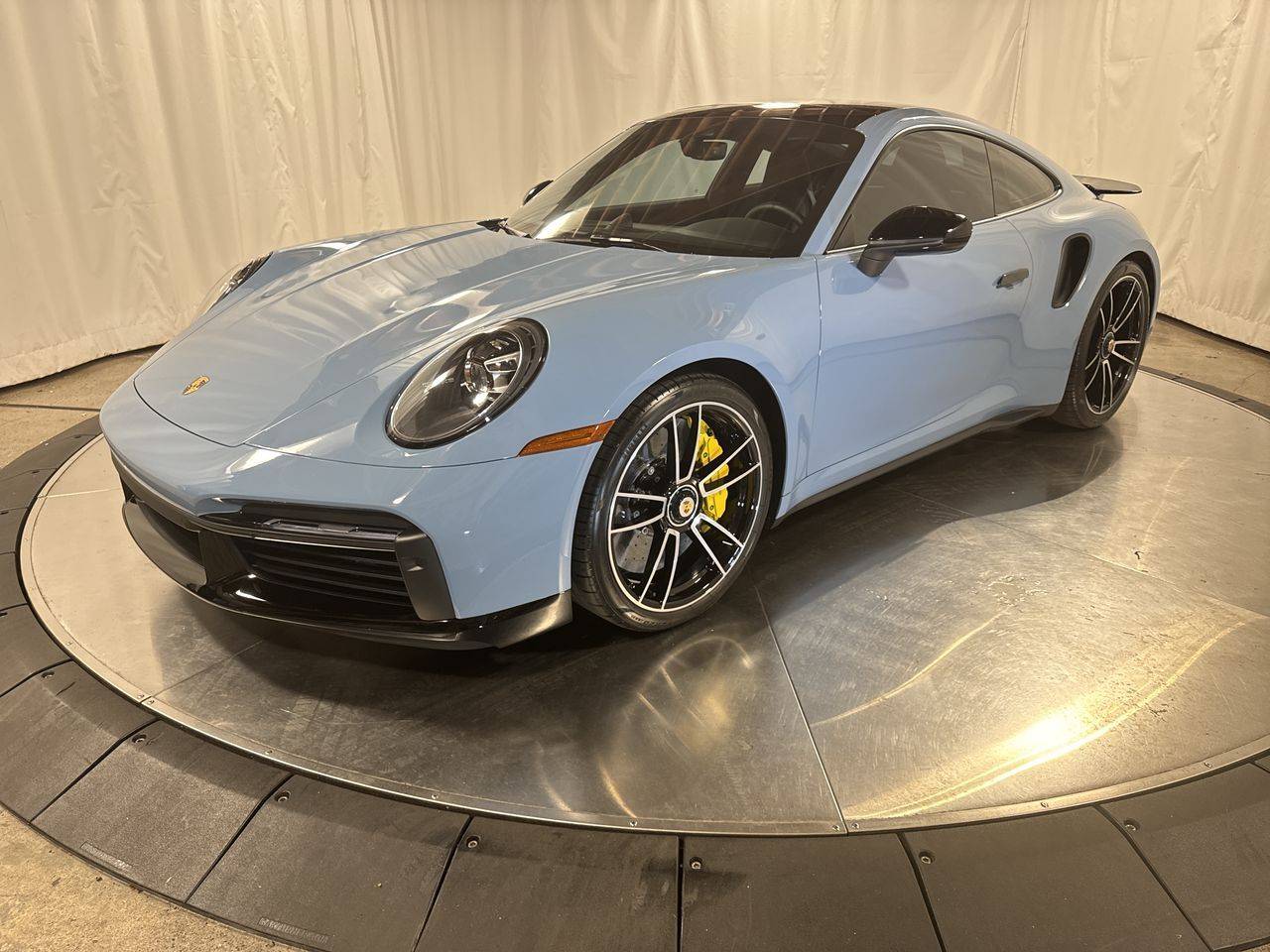 2023 Porsche 911 Turbo S — Coupe — 995 mi — Beaverton, OR
