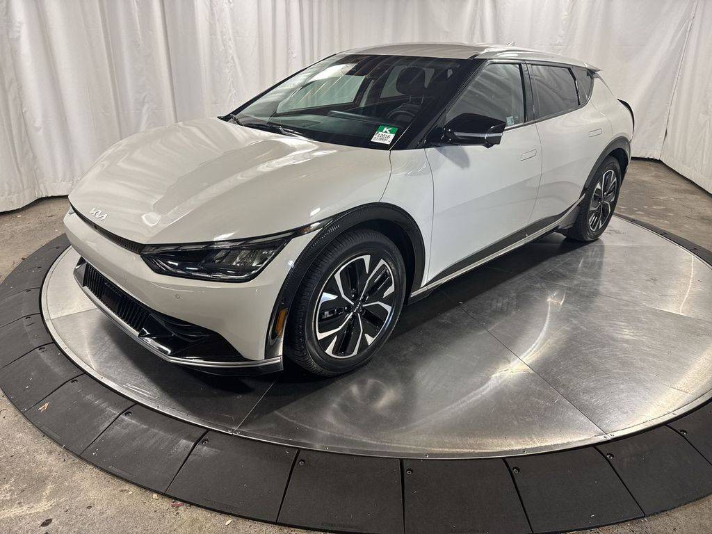 2022 Kia EV6 Wind — SUV — 29,761 mi — Beaverton, OR