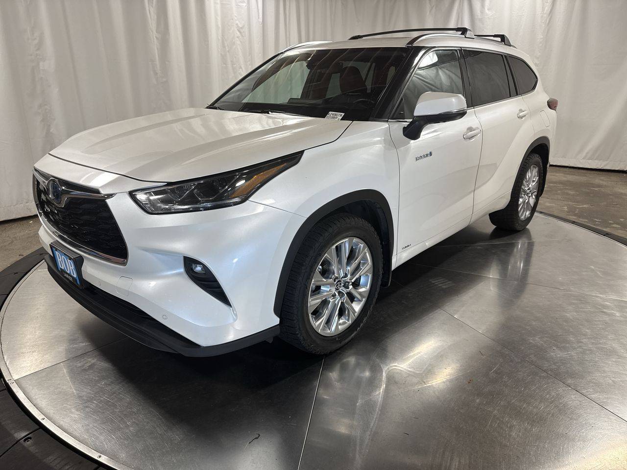 2021 Toyota Highlander Hybrid Limited — SUV — 128,758 mi — Beaverton, OR