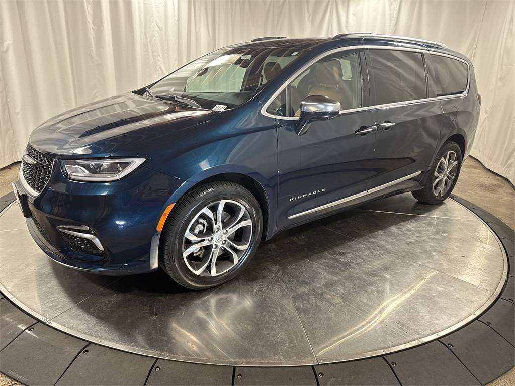 2022 Chrysler Pacifica Pinnacle — Minivan — 37,678 mi — Beaverton, OR