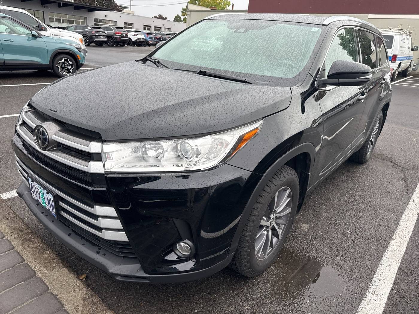 2019 Toyota Highlander XLE — SUV — 97,676 mi — Beaverton, OR