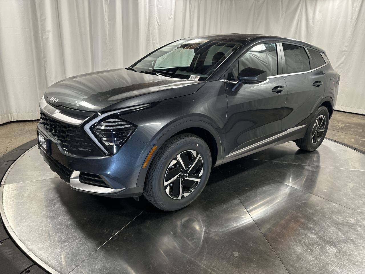 2024 Kia Sportage Hybrid LX — SUV — 7,420 mi — Beaverton, OR