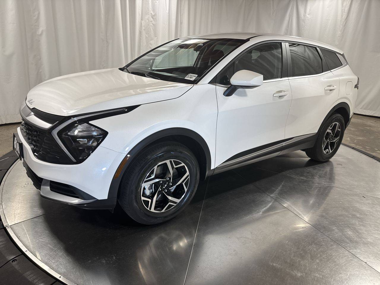 2023 Kia Sportage LX — SUV — 11,100 mi — Beaverton, OR